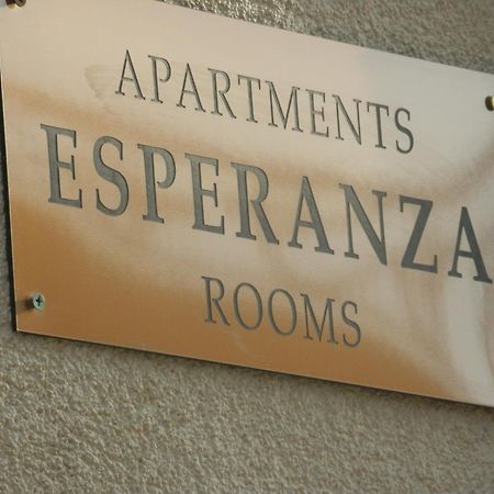 Apartments Esperanza Утеха Екстериор снимка